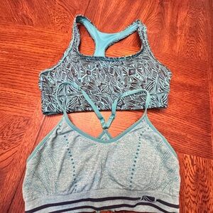 Marika Teal and Gray Patterned Sports Bras